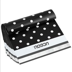 15 Polka Dot Poly Mailers